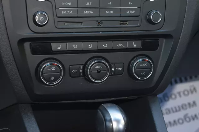 Volkswagen Jetta 2016