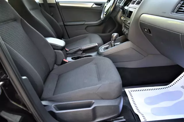 Volkswagen Jetta 2016