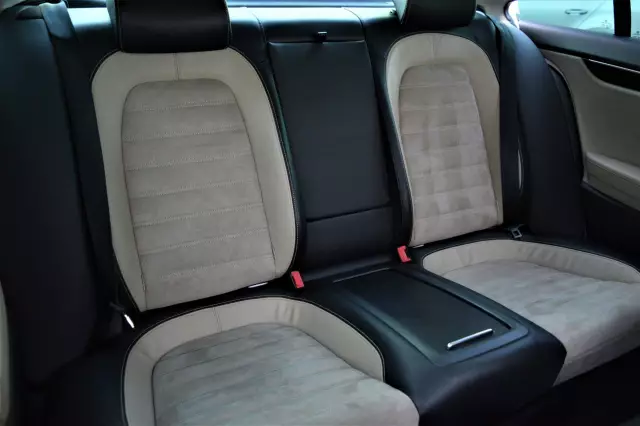 Volkswagen Passat CC 2012