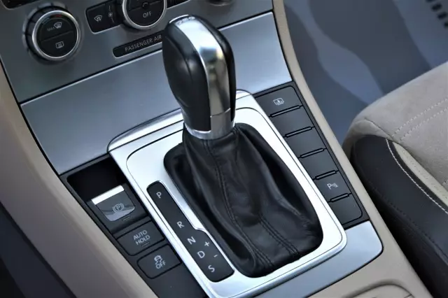 Volkswagen Passat CC 2012
