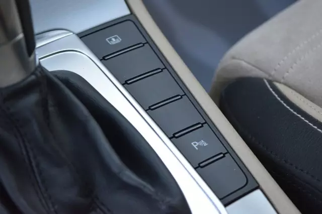 Volkswagen Passat CC 2012