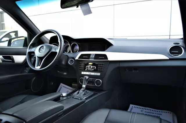 Mercedes-Benz C-Класс 2011