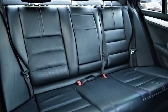 Mercedes-Benz C-Класс 2011