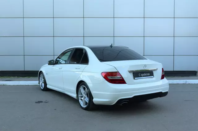 Mercedes-Benz C-Класс 2011