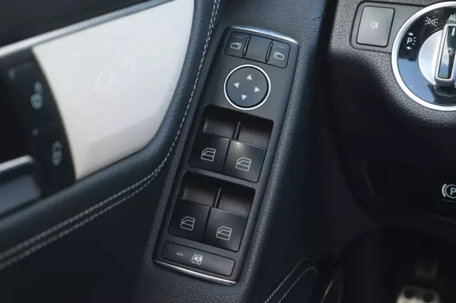 Mercedes-Benz C-Класс 2012