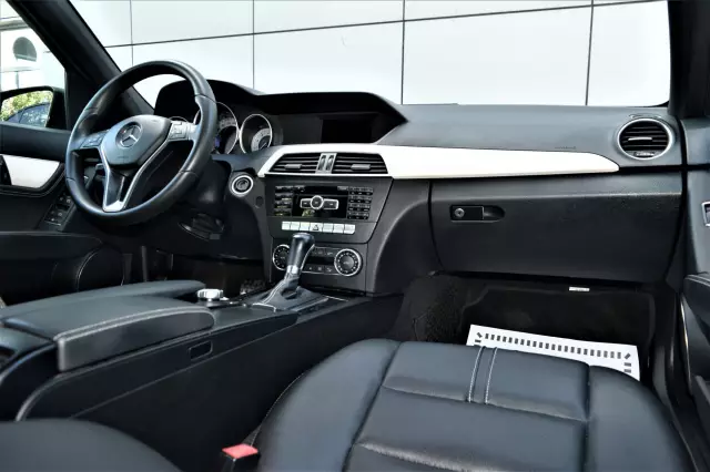 Mercedes-Benz C-Класс 2012