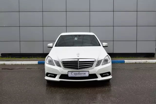 Mercedes-Benz E-Класс 2011