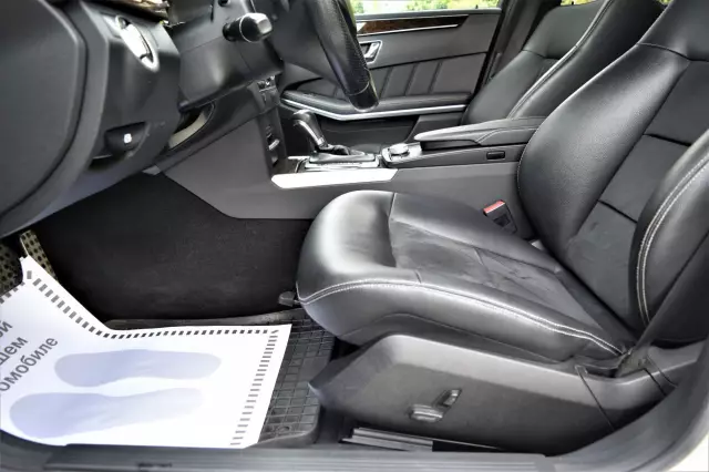 Mercedes-Benz E-Класс 2011