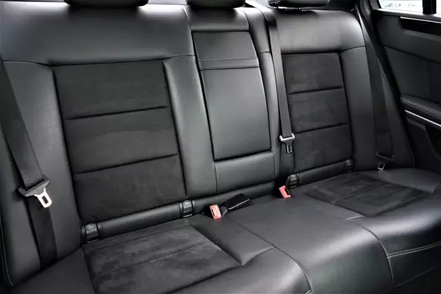 Mercedes-Benz E-Класс 2011