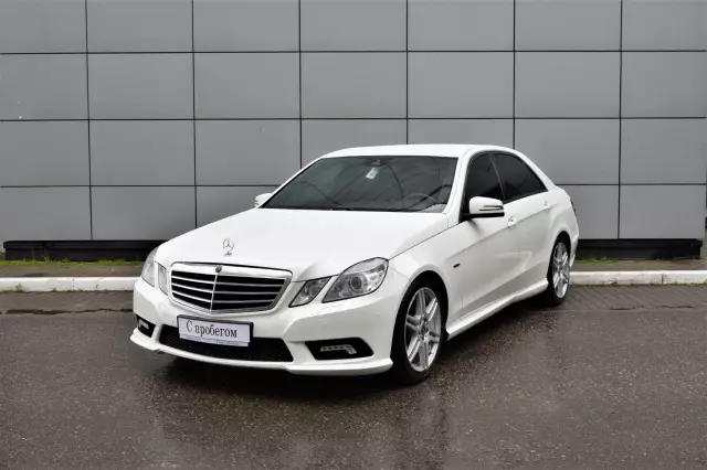 Mercedes-Benz E-Класс 2011
