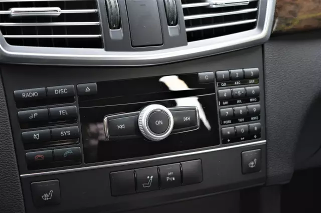 Mercedes-Benz E-Класс 2011