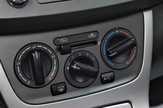 Nissan Sentra 2014