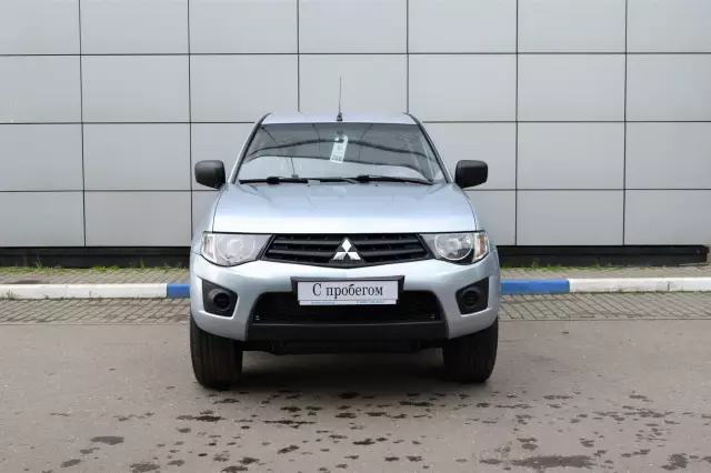 Mitsubishi L200 2010