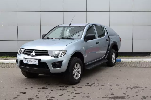 Mitsubishi L200 2010