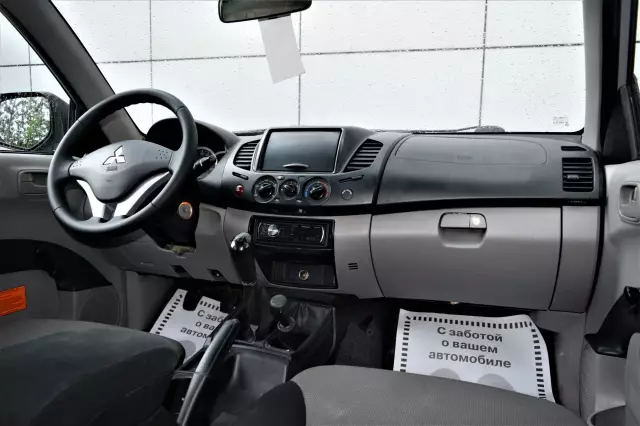 Mitsubishi L200 2010