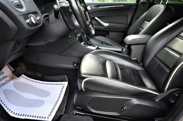 Ford Mondeo 2013