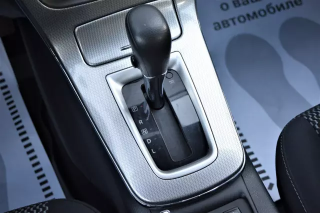 Nissan Tiida 2015