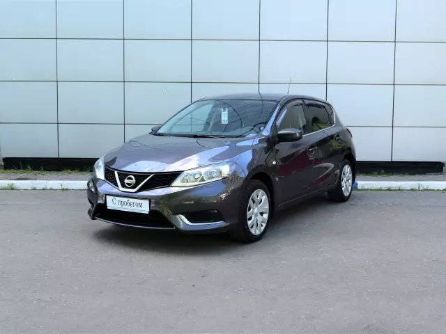 Nissan Tiida 2015