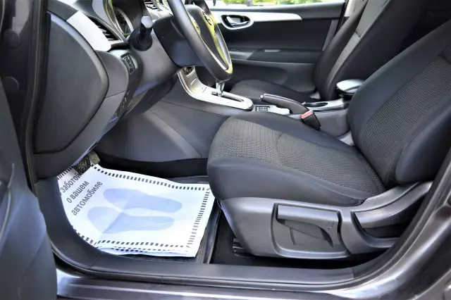 Nissan Tiida 2015