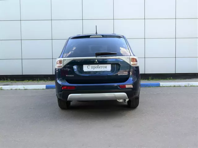 Mitsubishi Outlander 2014