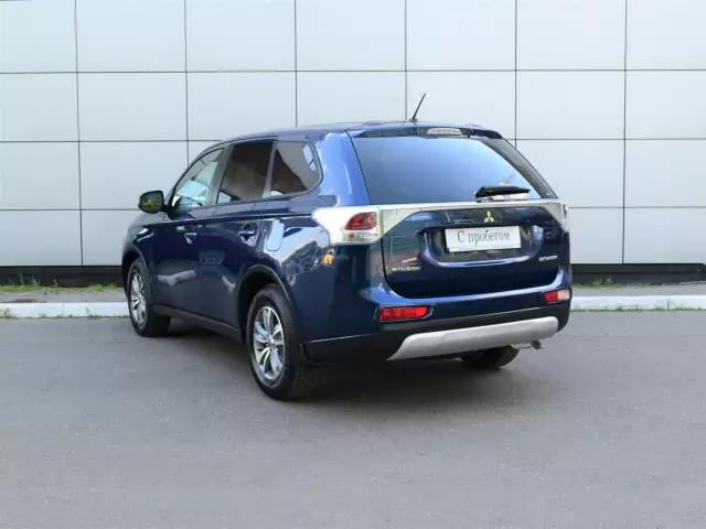 Mitsubishi Outlander 2014