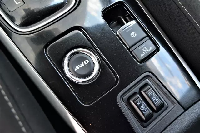 Mitsubishi Outlander 2019