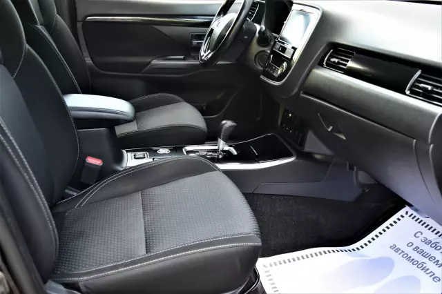 Mitsubishi Outlander 2019