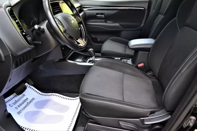 Mitsubishi Outlander 2019