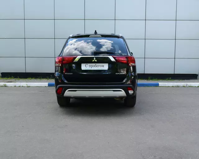 Mitsubishi Outlander 2019