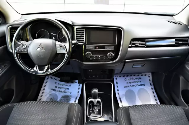 Mitsubishi Outlander 2019
