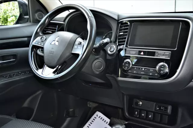 Mitsubishi Outlander 2019