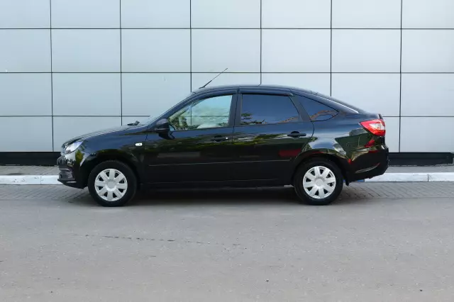 LADA Granta 2020