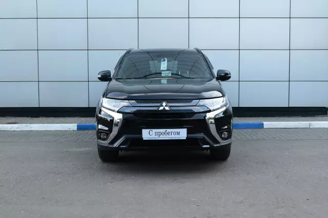 Mitsubishi Outlander 2021