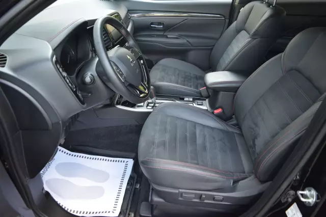 Mitsubishi Outlander 2021