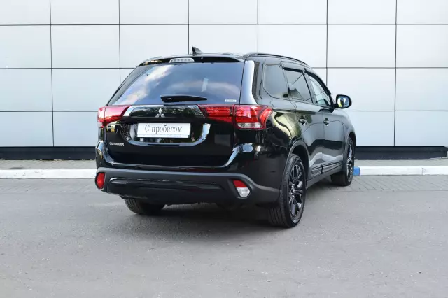 Mitsubishi Outlander 2021
