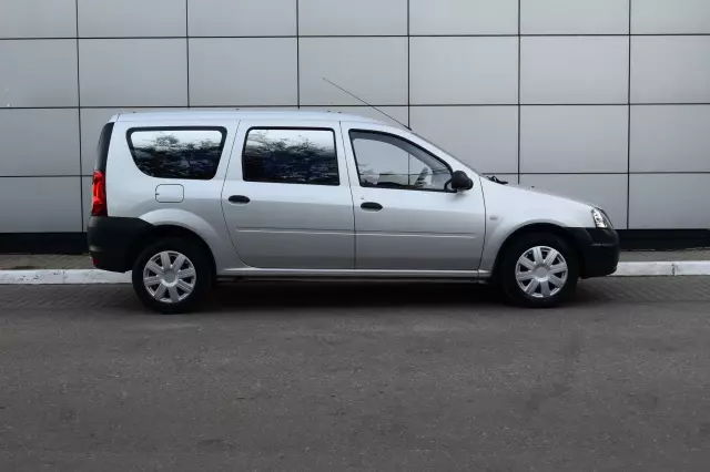 LADA Largus 2014