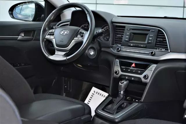Hyundai Elantra 2018
