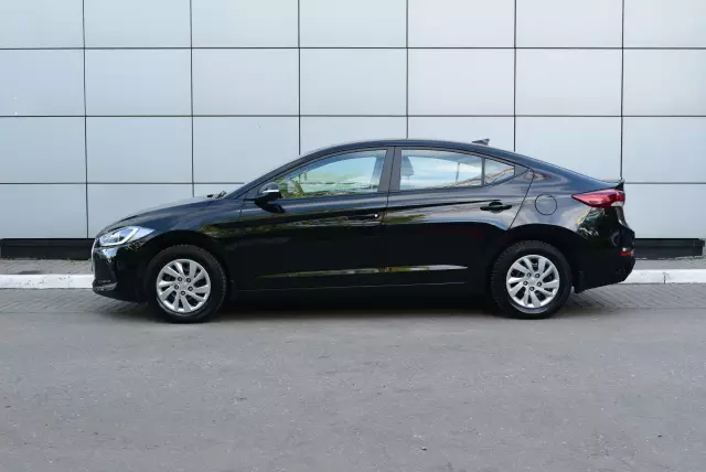 Hyundai Elantra 2018