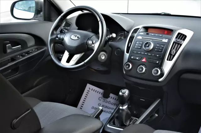 Kia Ceed 2012