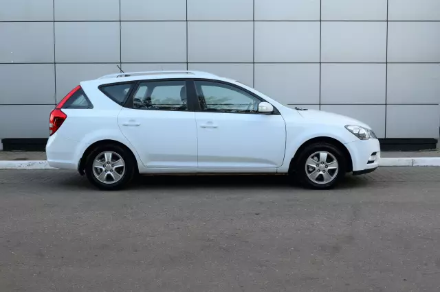 Kia Ceed 2012