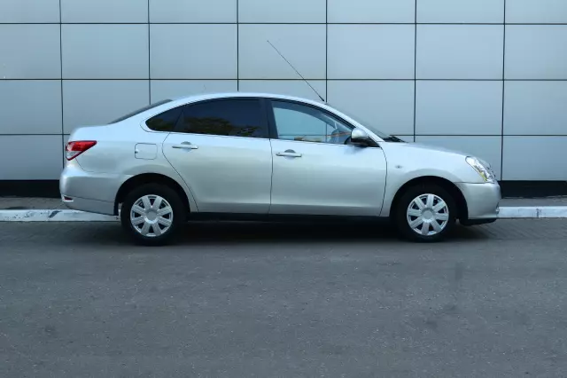 Nissan Almera 2016