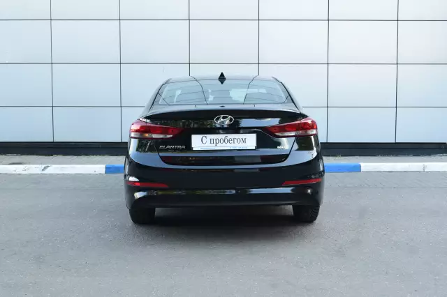 Hyundai Elantra 2017