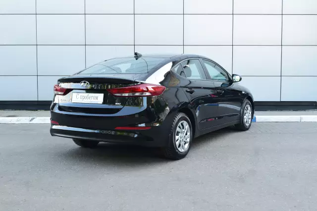 Hyundai Elantra 2017