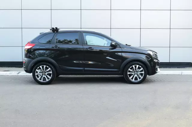 LADA XRAY 2019