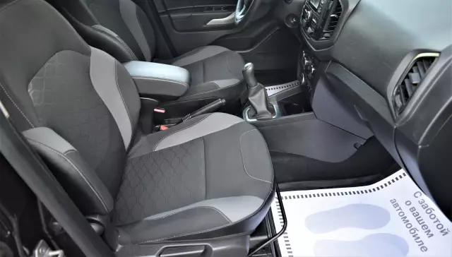 LADA XRAY 2019
