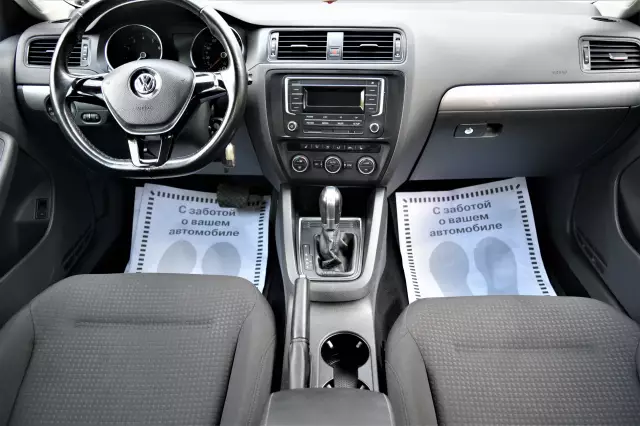 Volkswagen Jetta 2016