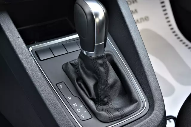 Volkswagen Jetta 2016