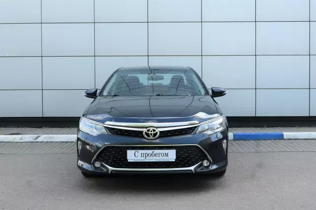 Toyota Camry 2017