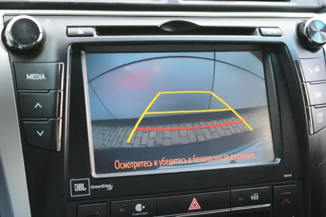 Toyota Camry 2017