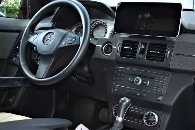 Mercedes-Benz GLK-Класс 2009